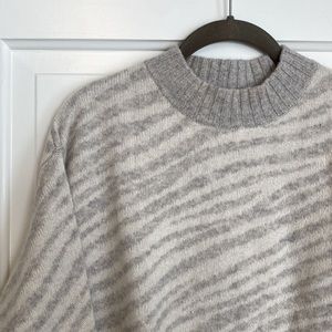 White + Warren Cashmere Tiger print Sweater